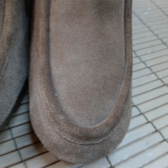 Michael Kors women's sz 10M. 4" wedge heel ankle boots. Brown leather lace. Grea - Picture 4 of 10